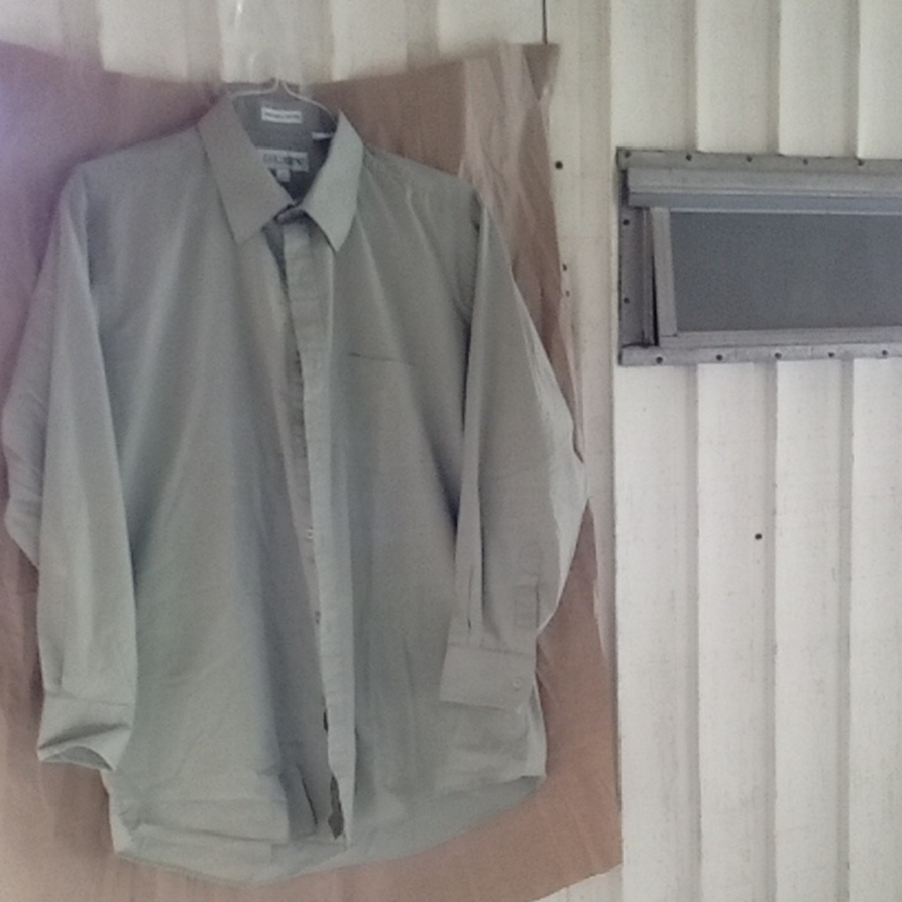 Lucasini Men's Classic Gray Long Sleeve Shirt RN#41200